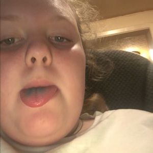 Meet your Posher, Abigail